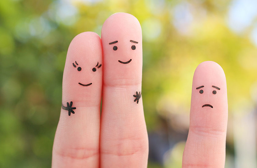 浮気をイメージした指人形