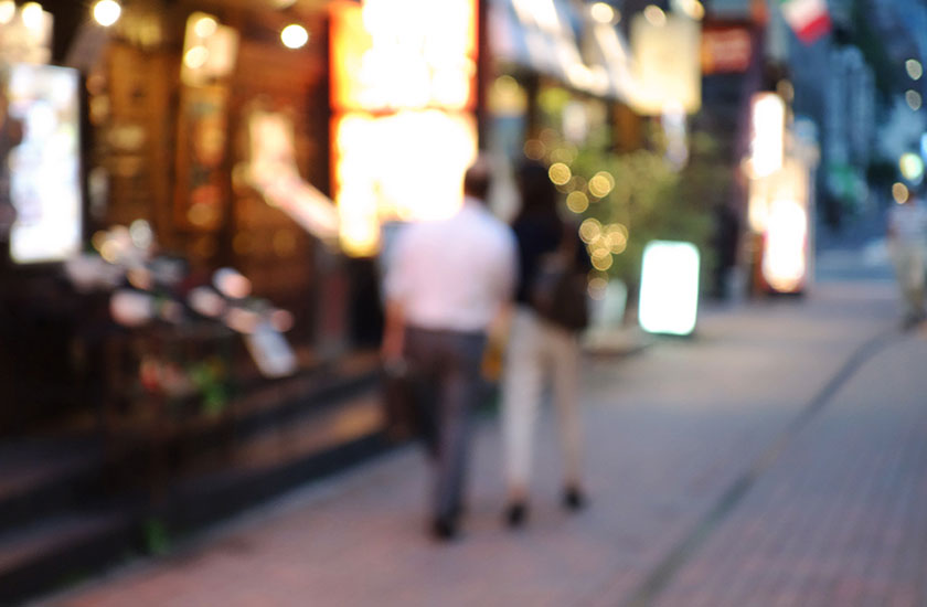 ピントがずれた浮気の証拠写真
