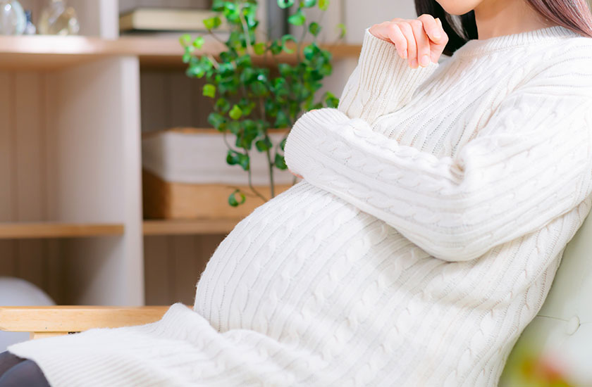 妊娠中の離婚について考える既婚女性