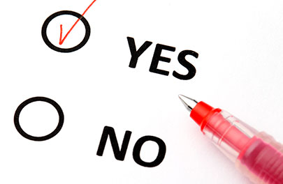 チェックシートと赤ペン